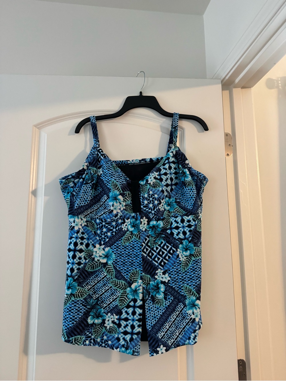 croft & barrow Blue Teal Floral & Geometric tankini